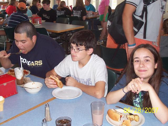 100_1496.JPG_s